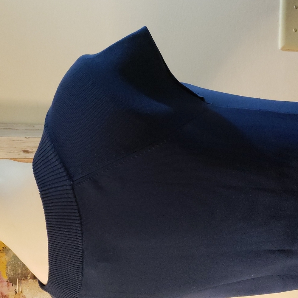♦️♦️ SOLD ♦️♦️LOFT Sweater - Picture 9 of 11